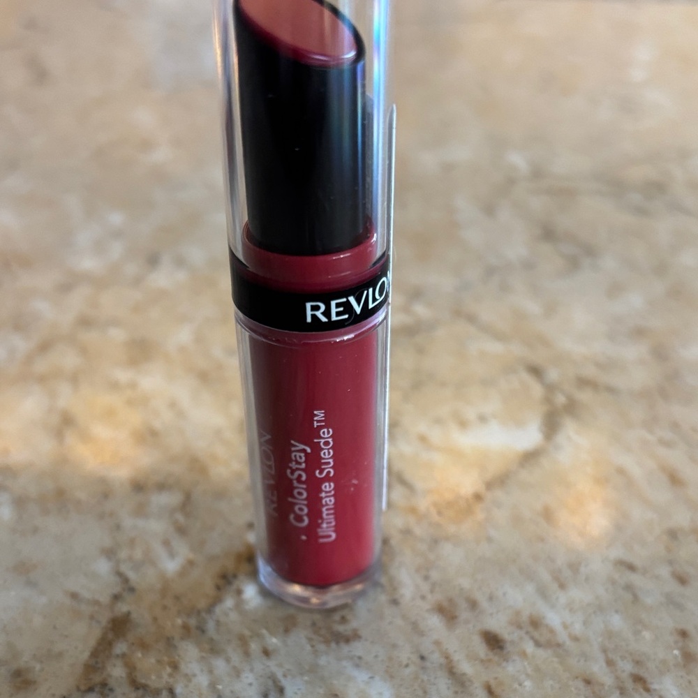 Revlon ColorStay Ultimate Suede Lipstick - 050 Colture  New Sealed